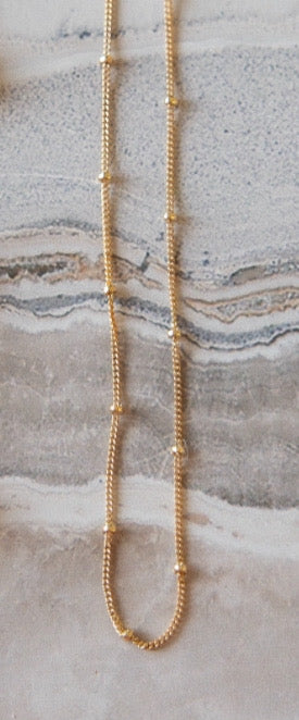 Dainty Satellite Chain