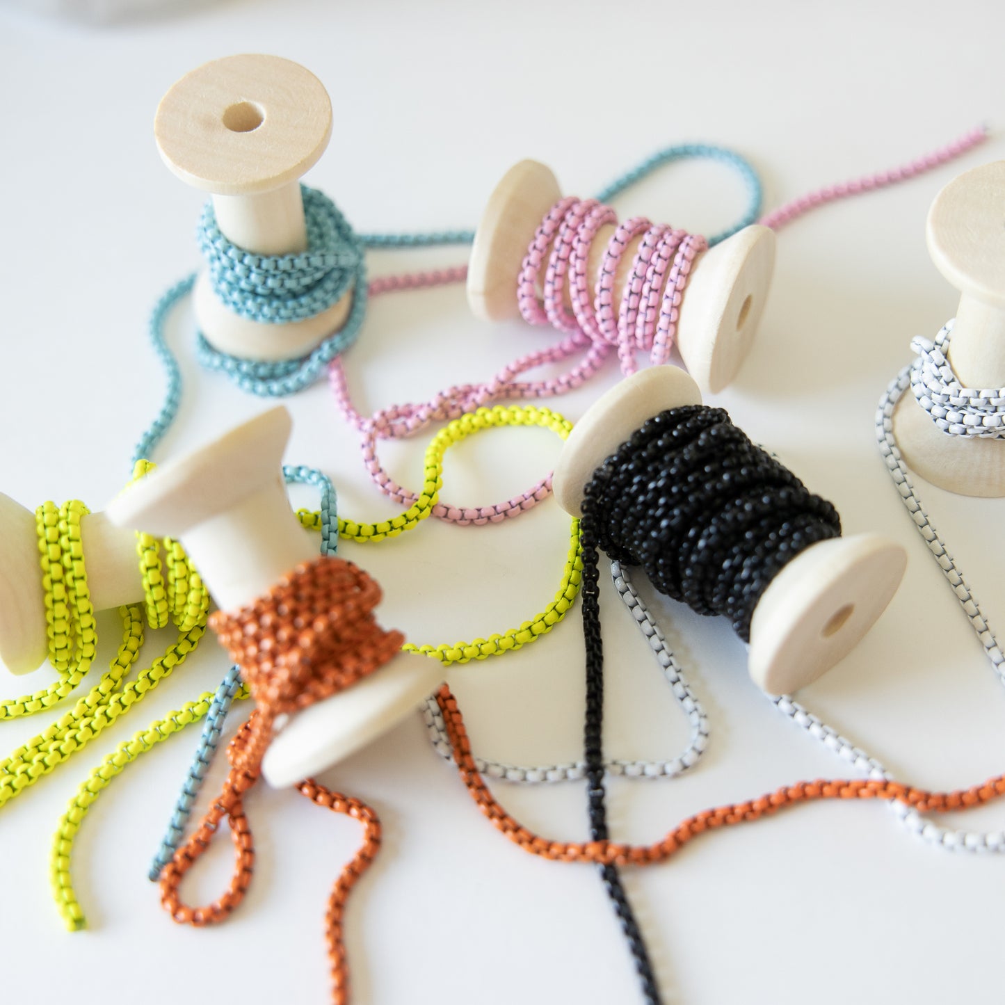 Color Box Chain